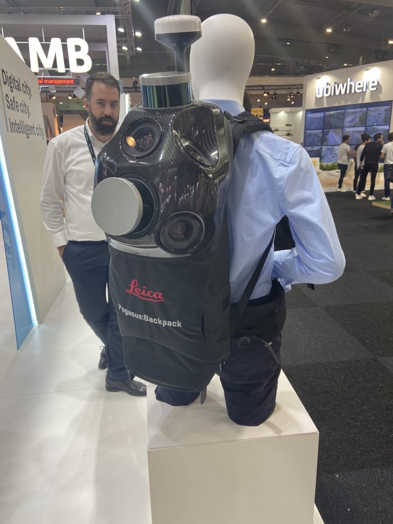 Mochila Leica Pegasus Backpack